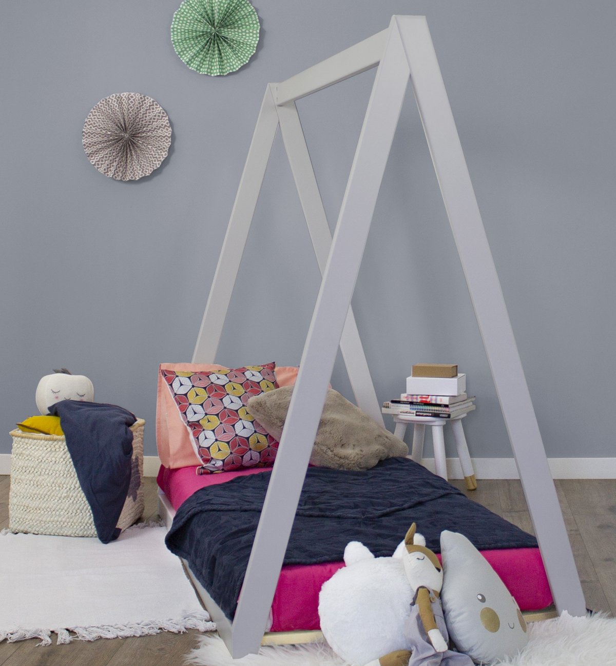 Cama de tepee de madeira Calvi para crianças Kadolis (90x190 cm ou 90x200 cm)