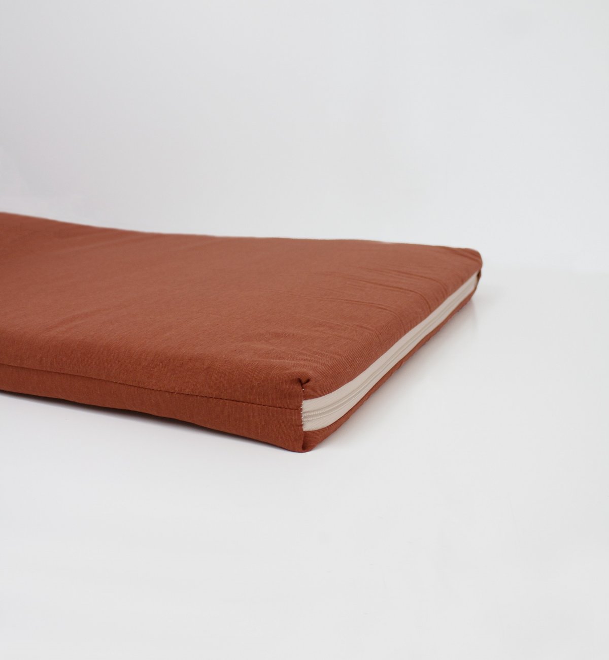 Kadolis rolled baby travel mattress with removable covers
