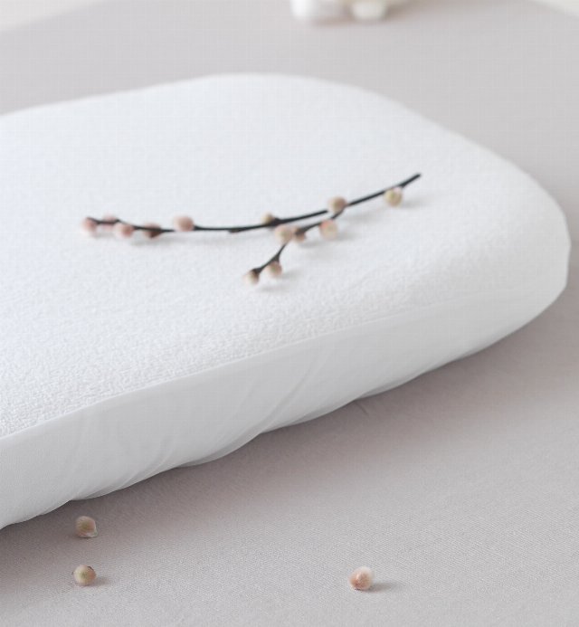 Waterproof cover - Organic Cotton - pram mattress - no added chemical treatments