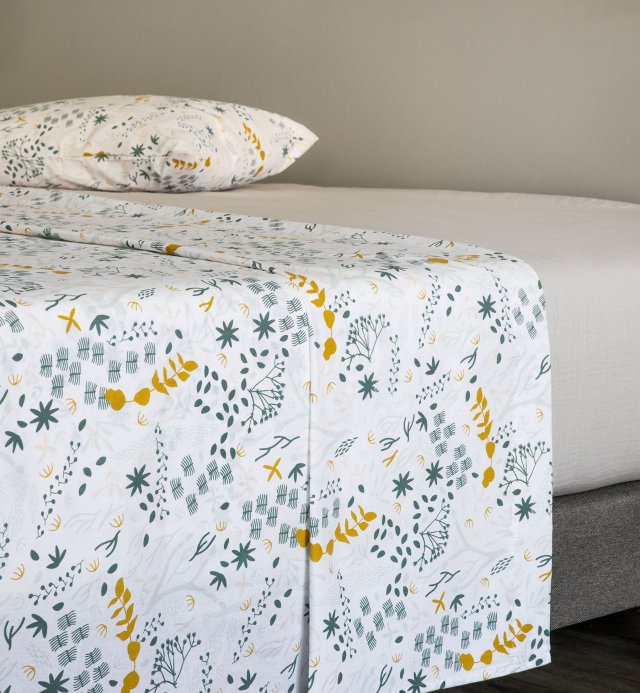 Yukari patterned white soft adult flat sheet - Organic cotton