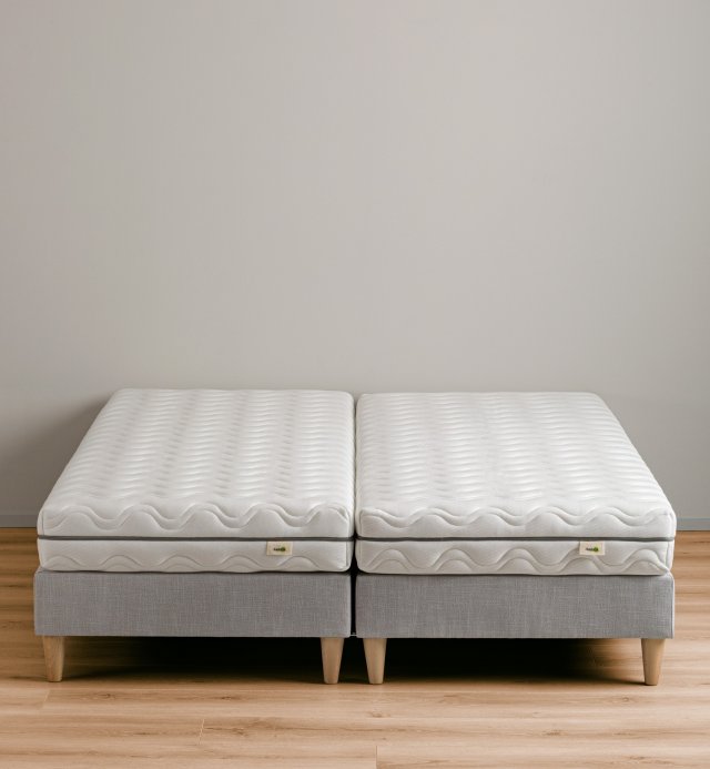 Sommier tapissier - adulte et enfant - scandinave -base bois et tissu 3D