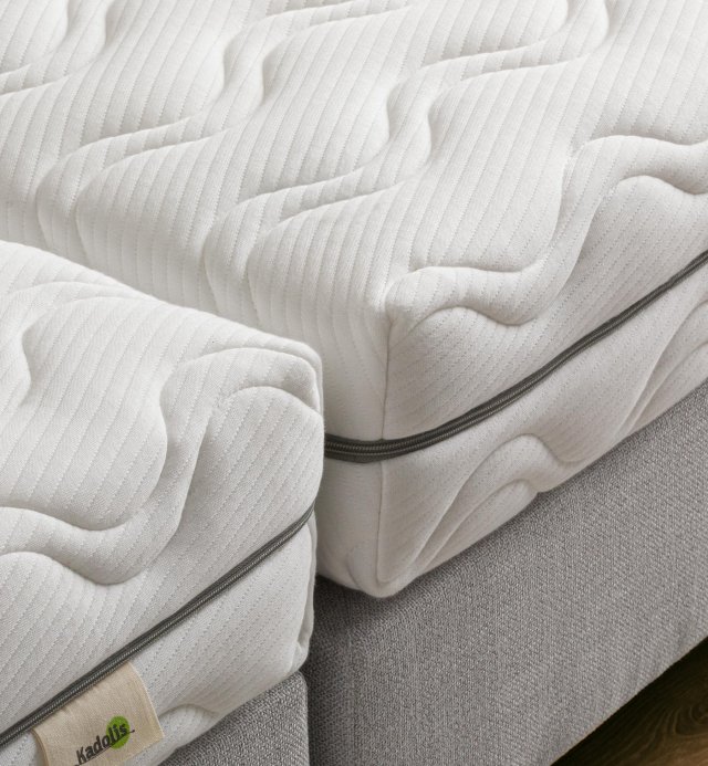 Sommier tapissier - adulte et enfant - scandinave -base bois et tissu 3D