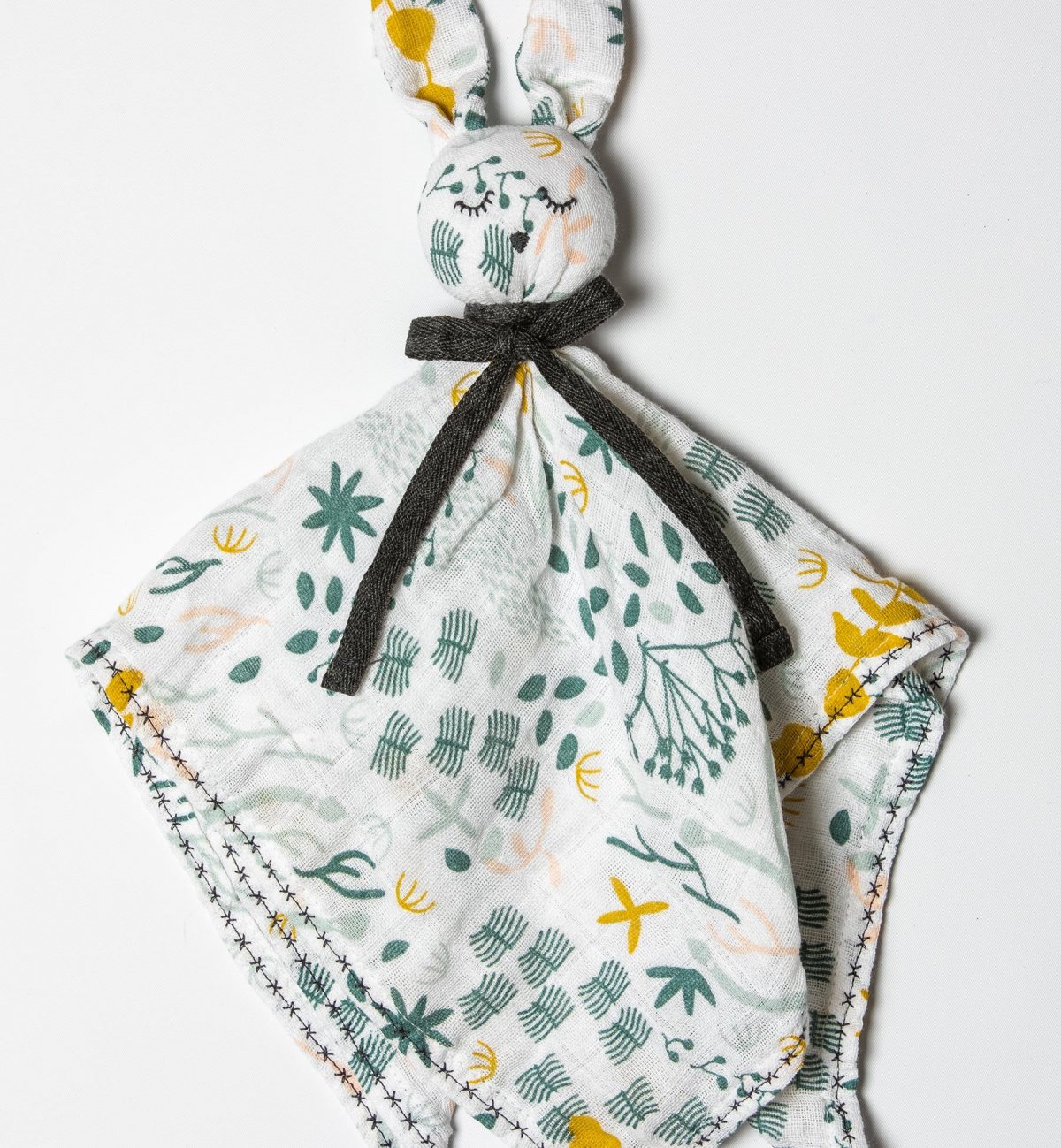 Flaches Schmusetuch aus Bio-Baumwolle Robin das Kaninchen Motiv Yukari - Kadolis
