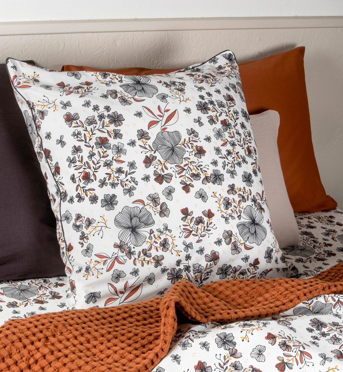 Organic Cotton pillowcase with Ikebana pattern