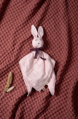 Conejo de peluche de algodón orgánico
