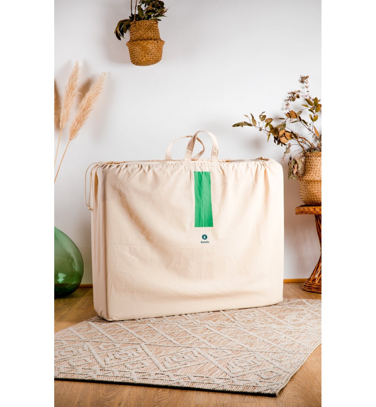 Aloe Vera folding travel mat for children with Organic Cotton bag