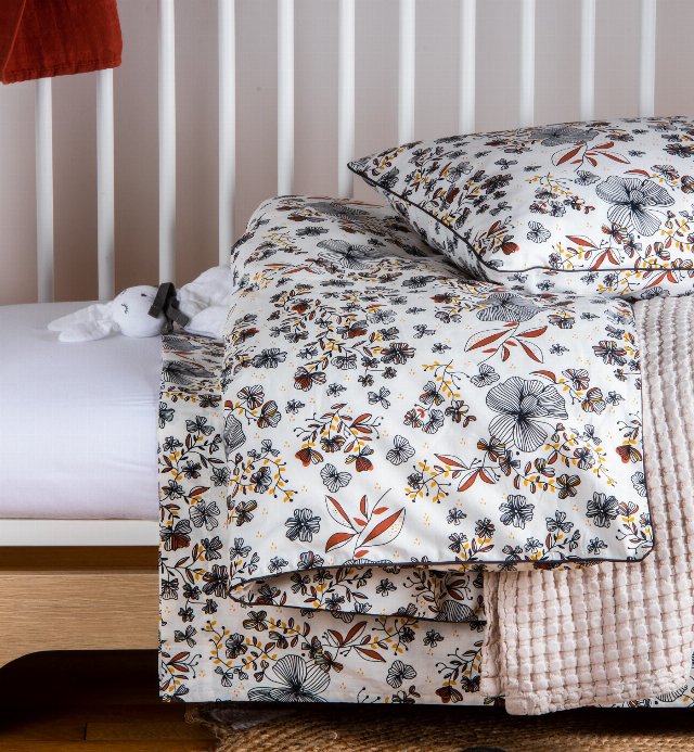 Bettbezug mit Blumenmuster aus Bio-Baumwolle für Babybett