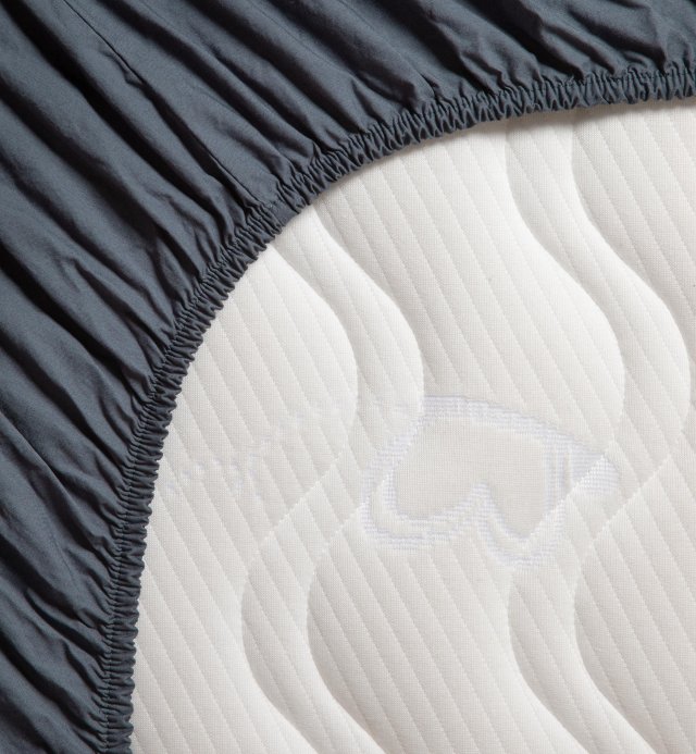 Lenzuolo con angoli in percalle di cotone organico lavato - letto singolo