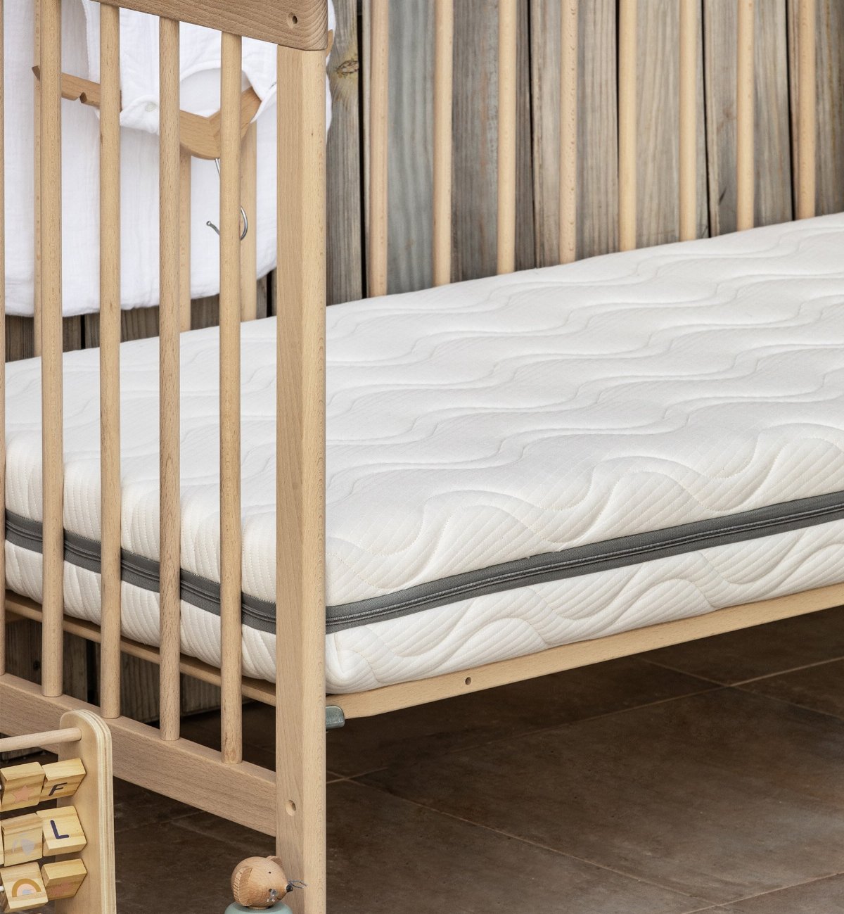 Cocolatex® baby mattress cover with organic wool quilt
