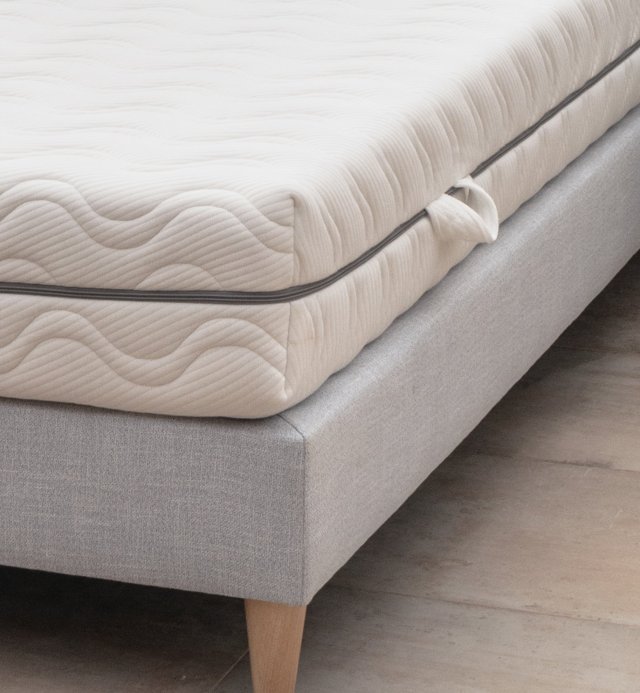 Ensemble matelas, sommier et alèse adulte en matières naturelles