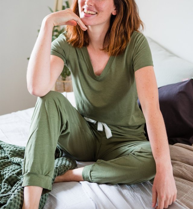 Conjunto de pijama de algodão orgânico e TENCEL™ para mulher
