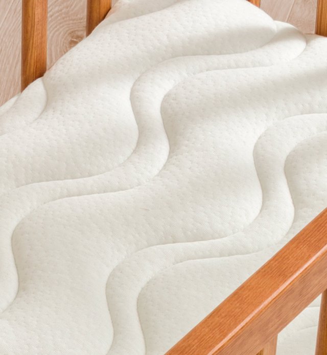 Matratzenbezug Wiege/Landau Aloenatura®: Komfort und Weichheit für Ihr Baby