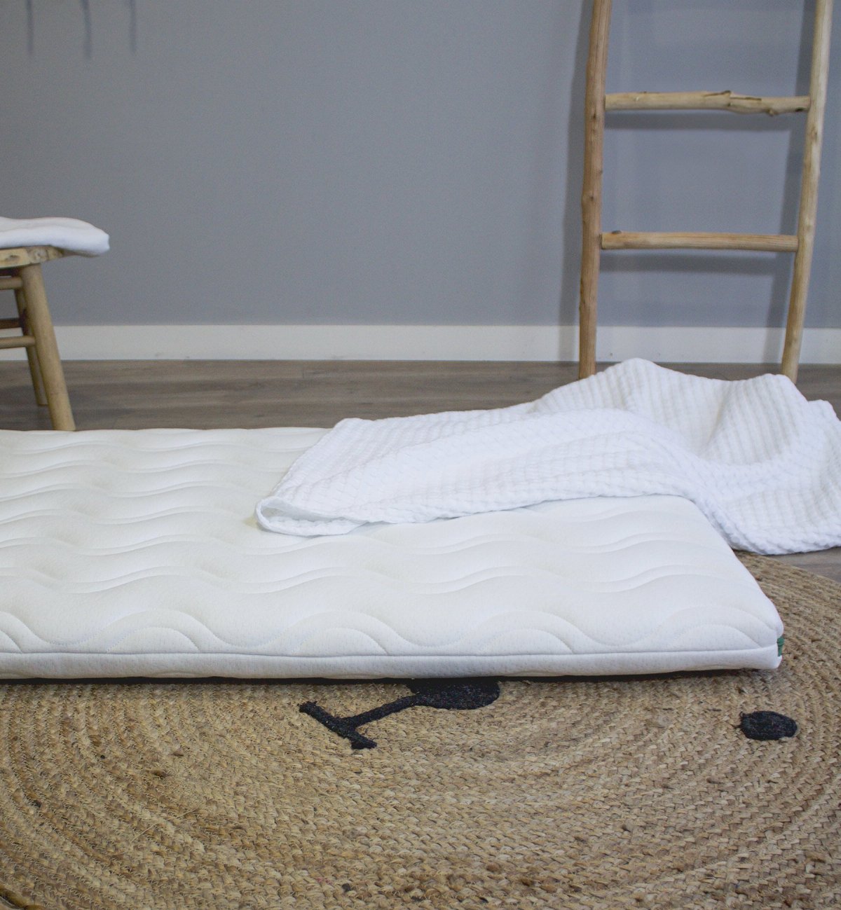 Matelas de Parc Aloe R en fibres recyclées et entièrement déhoussable 95x75x5 cm