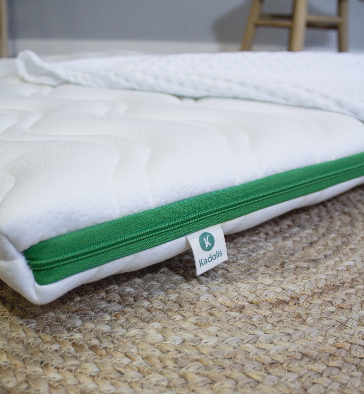 Aloe R park mattress in recycled fibres, fully removable cover 95x75x5 cm