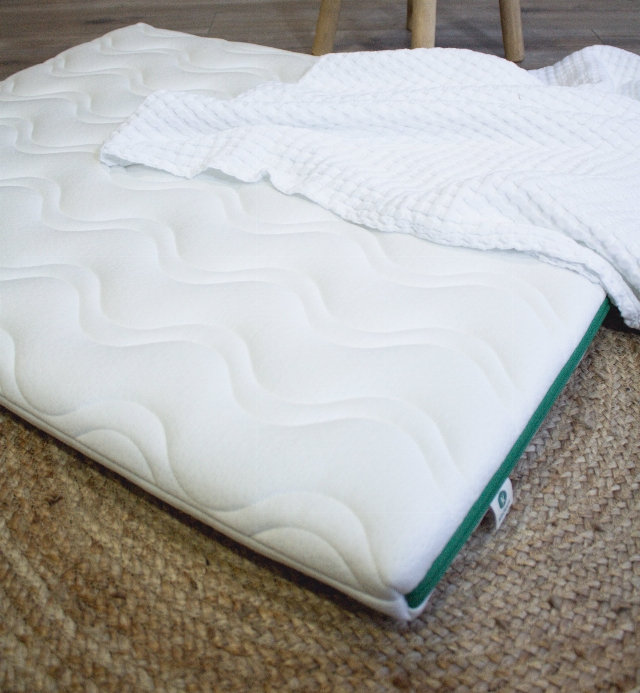 Aloe R park mattress in recycled fibres, fully removable cover 95x75x5 cm