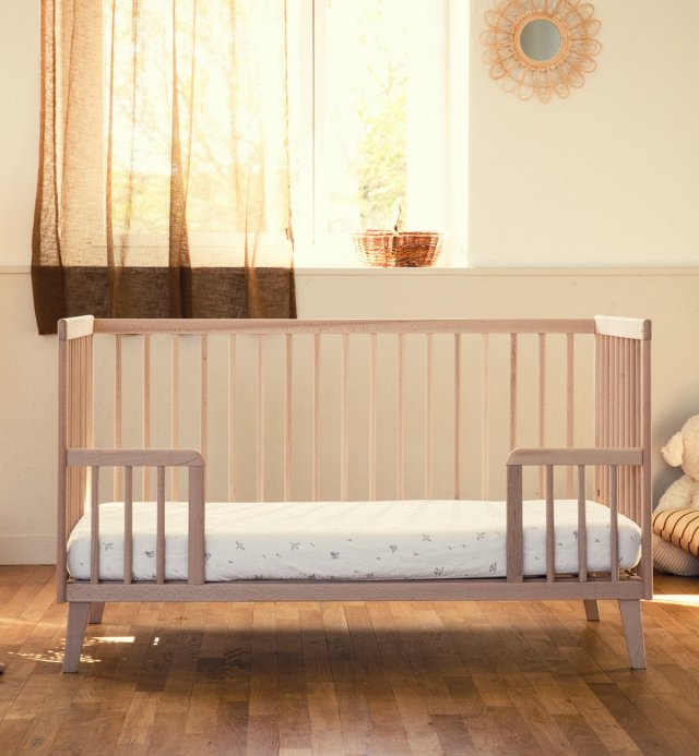 Lit à barreaux bébé evolutif 70x140cm en bois massif fabriqué en Espagne - certifié PEFC