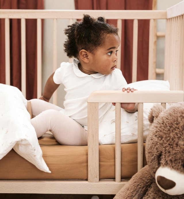 Lit à barreaux bébé evolutif 70x140cm en bois massif fabriqué en Espagne - certifié PEFC