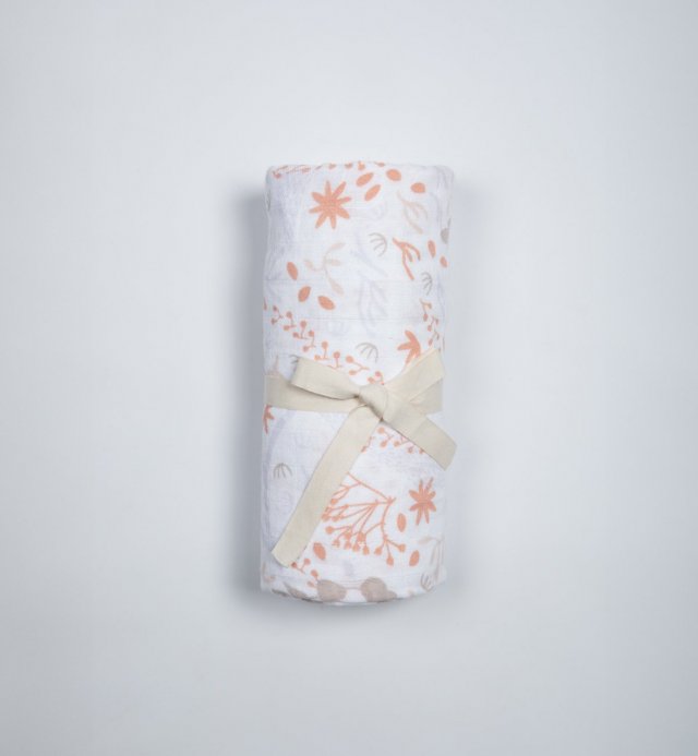 Mulltuch mit Yukari douceur peach und lindgrün aus GOTS-zertifizierter Bio-Baumwolle 70x70 cm