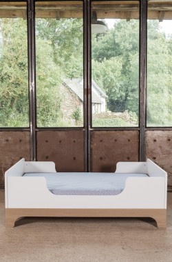 Ecological wooden evolutionary bed Calvi 70x140 cm Kadolis