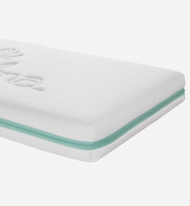 Baby mattress cover with Aloe Vera Kadolis coating