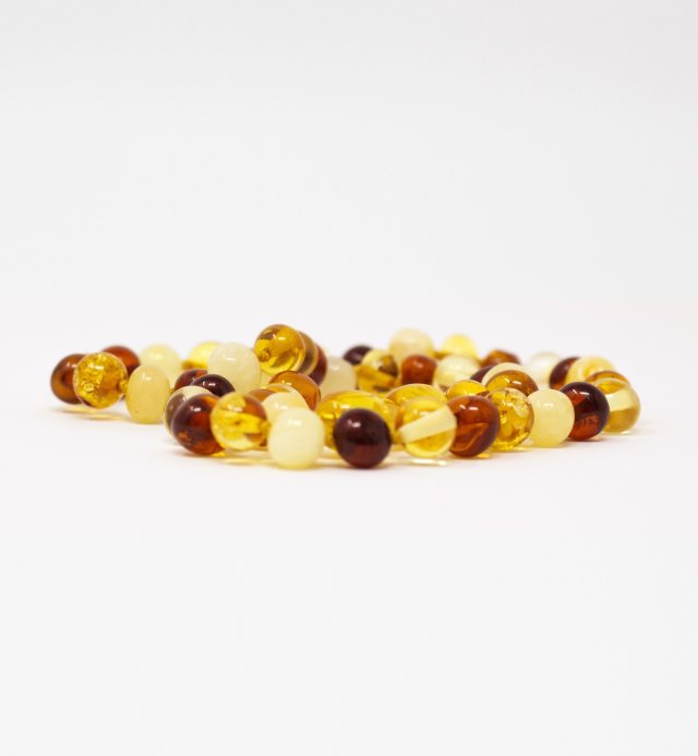 Amber necklace for baby with secure clasp Kadolis