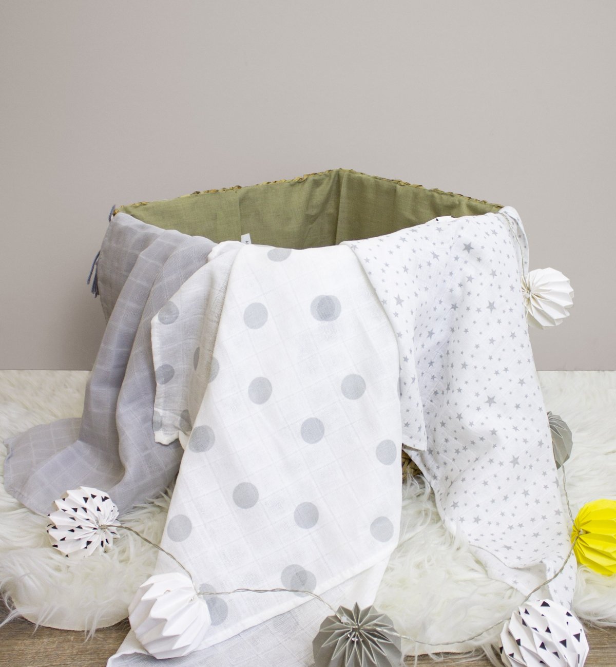 Set of 3 Organic Cotton diapers with polka dot pattern 70x70 cm