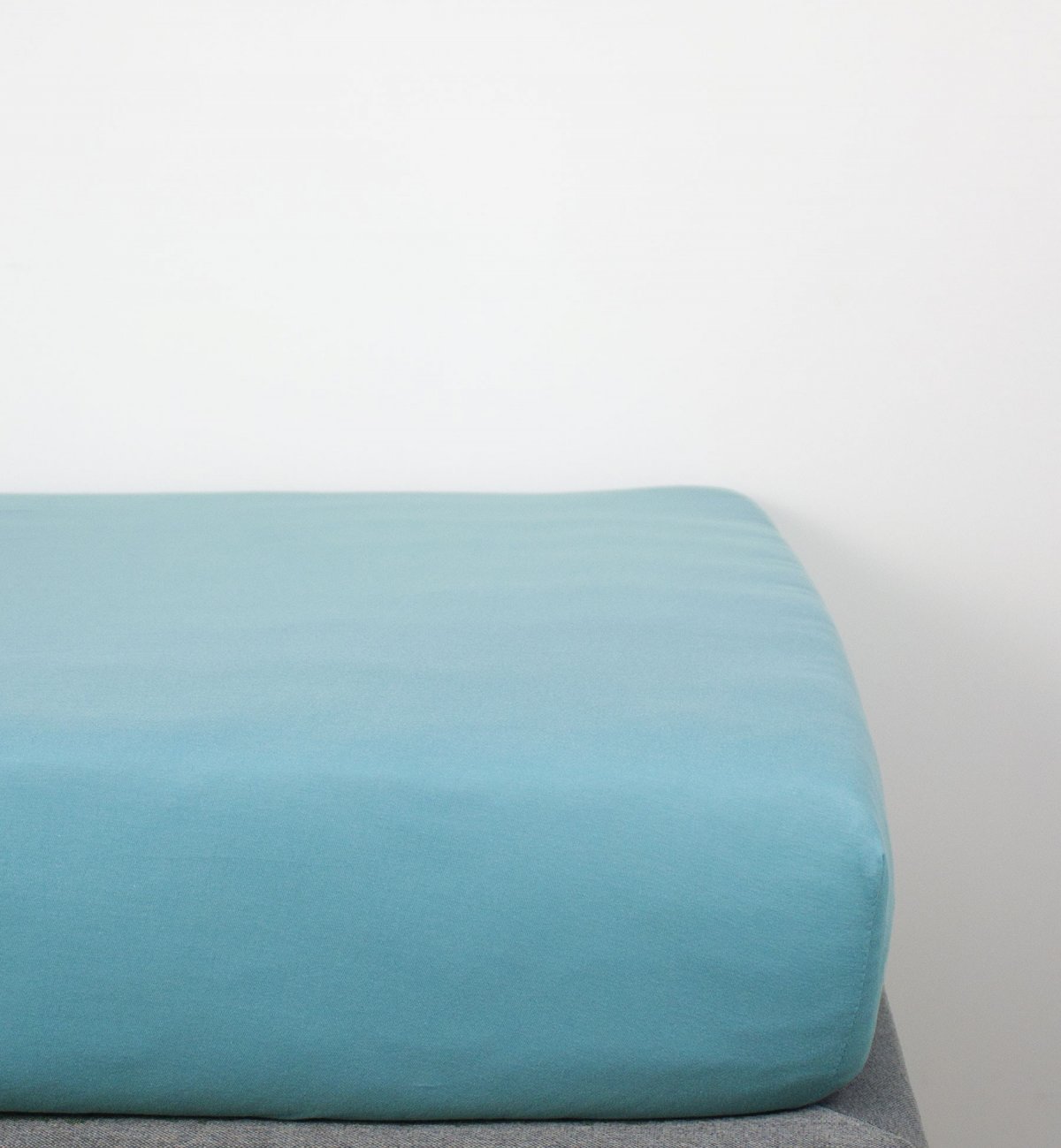 Drap-housse en Coton Bio pour matelas enfant coloris au choix