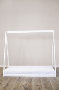 Lit Tipi en bois Calvi pour enfant Kadolis (90x190 cm ou 90x200 cm)