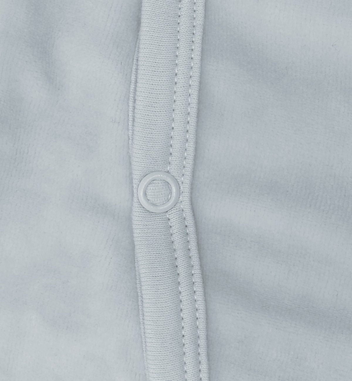 Pijama de bebé en Algodón Orgánico con estampados de plumas blancas Kadolis