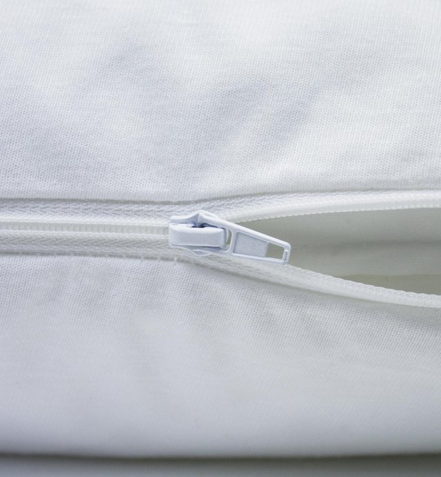 Pillow protector in Organic Cotton and breathable polyurethane Kadolis