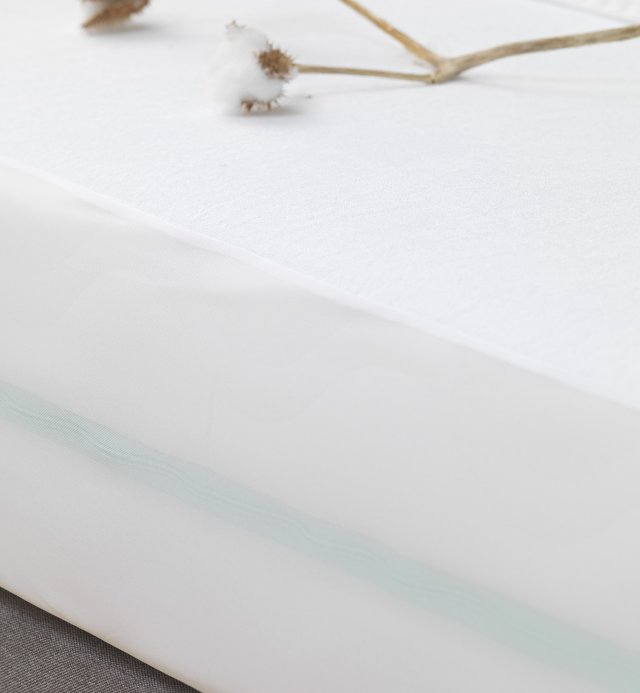 Breathable waterproof sheet in Organic Cotton for adult mattresses Kadolis