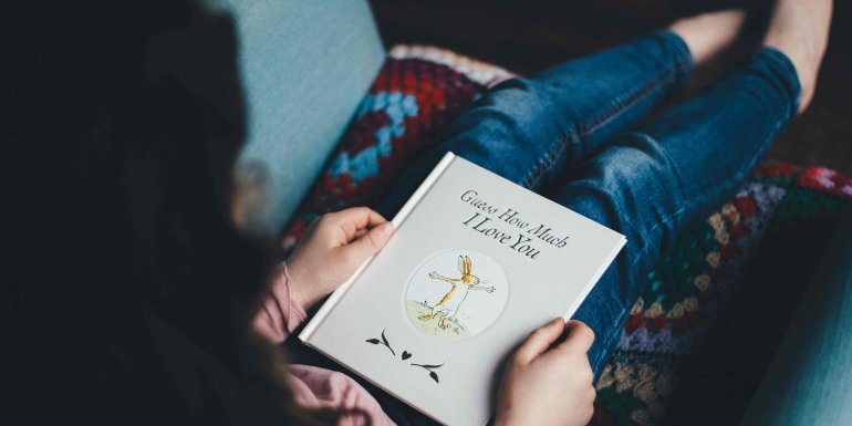 Quels livres pour endormir bébé ? Kadolis Quels livres pour endormir bébé ? Kadolis